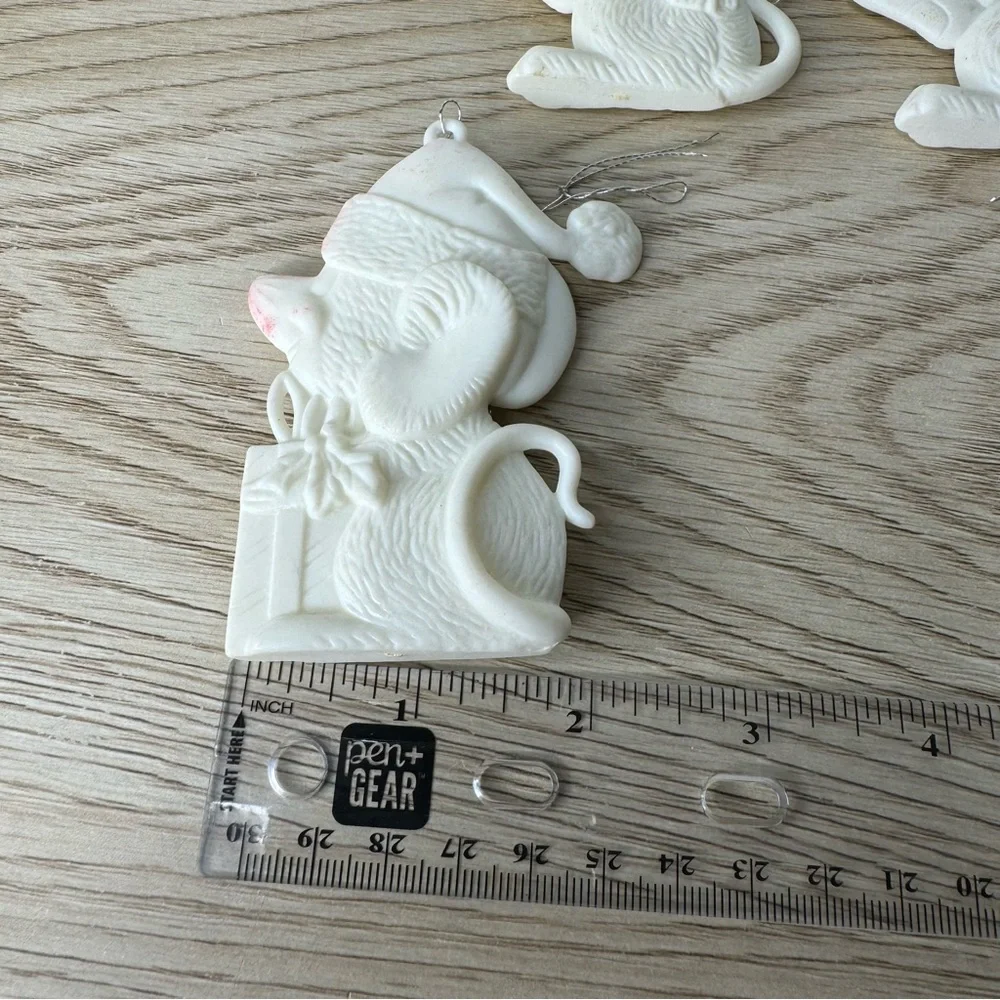 White Plastic Christmas Mice Flat Vintage Ornaments Lot Of 11 MCM Classic‎ Tacky